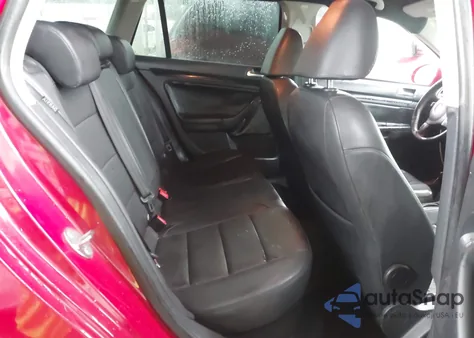 2010 Volkswagen Jetta Tdi from USA, damaged, VIN 3VWPL8AJ8AM677224